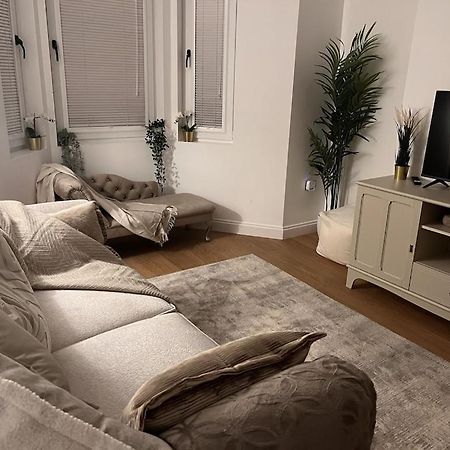 Gorgeous 2 Floor 3 Bed Apartment St Leonards-on-Sea Bagian luar foto
