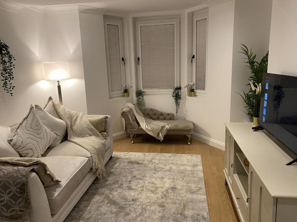 Gorgeous 2 Floor 3 Bed Apartment St Leonards-on-Sea Bagian luar foto