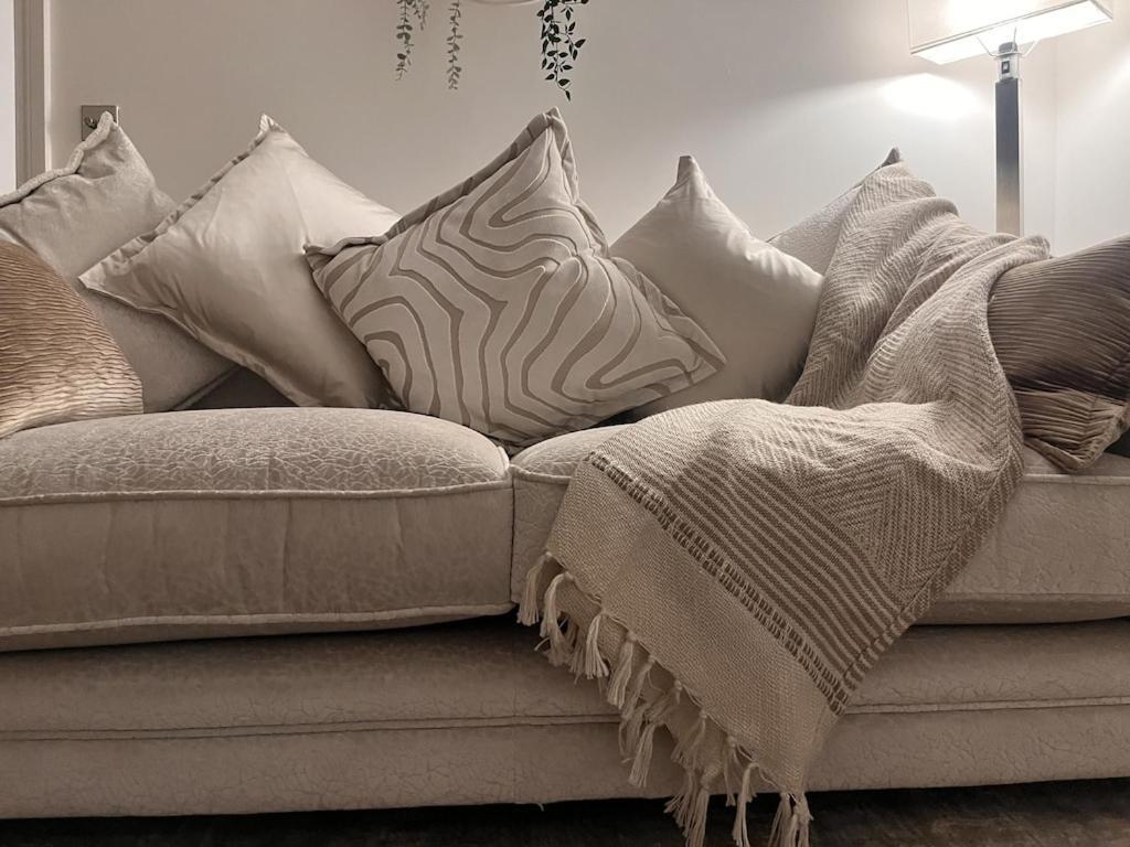 Gorgeous 2 Floor 3 Bed Apartment St Leonards-on-Sea Bagian luar foto